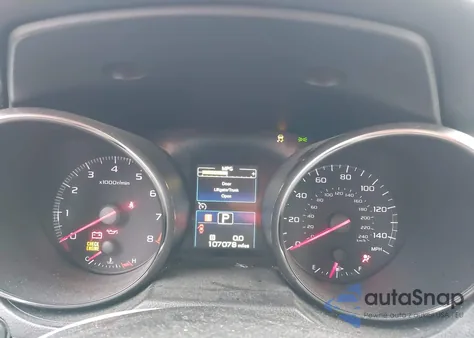 2015 Subaru Legacy 2.5I из США, поврежденный, VIN 4S3BNAA64F3008001